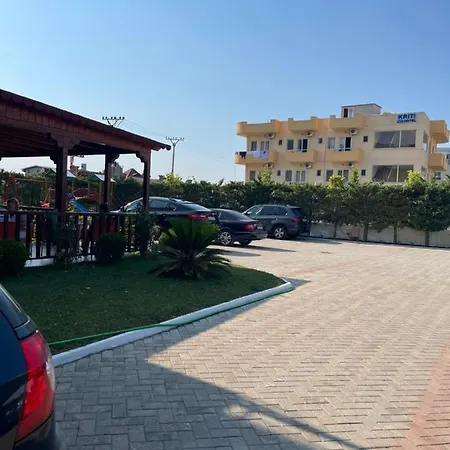Kristal Hotel