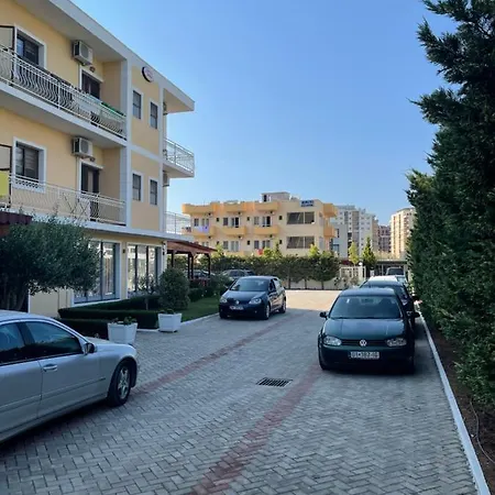 Kristal Hotel 5*