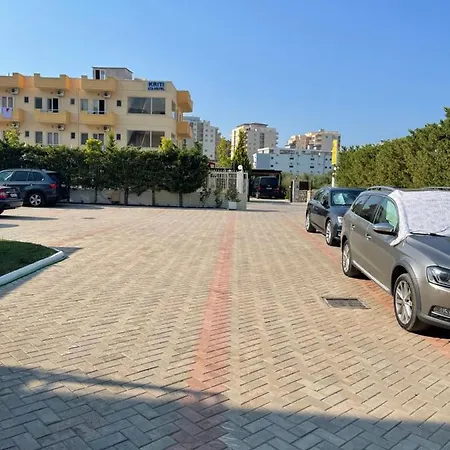 Kristal Hotel